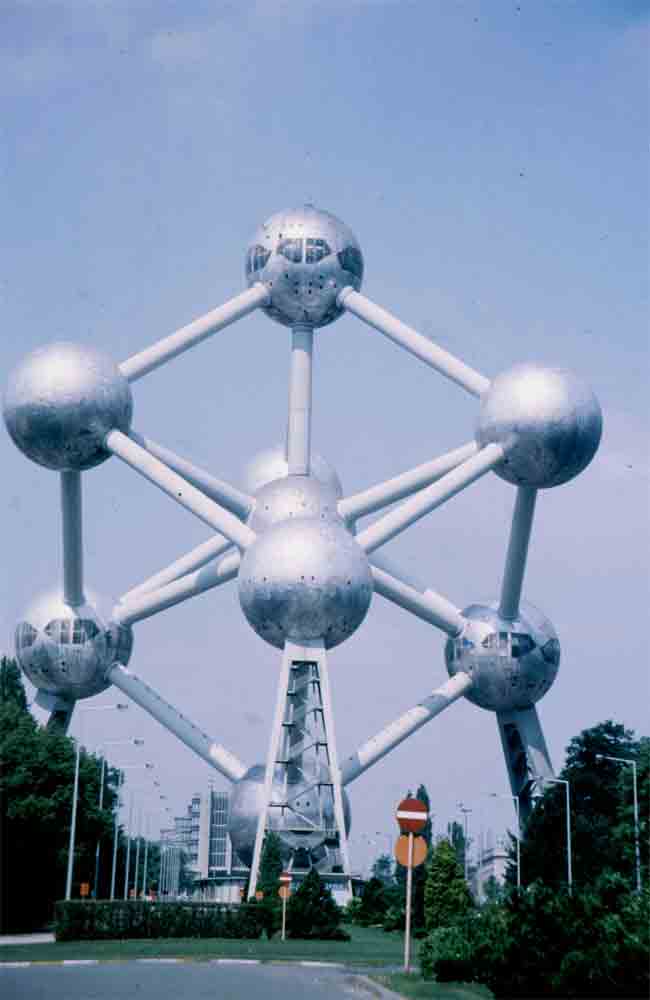 11 - Belgica - Bruselas, Atomium